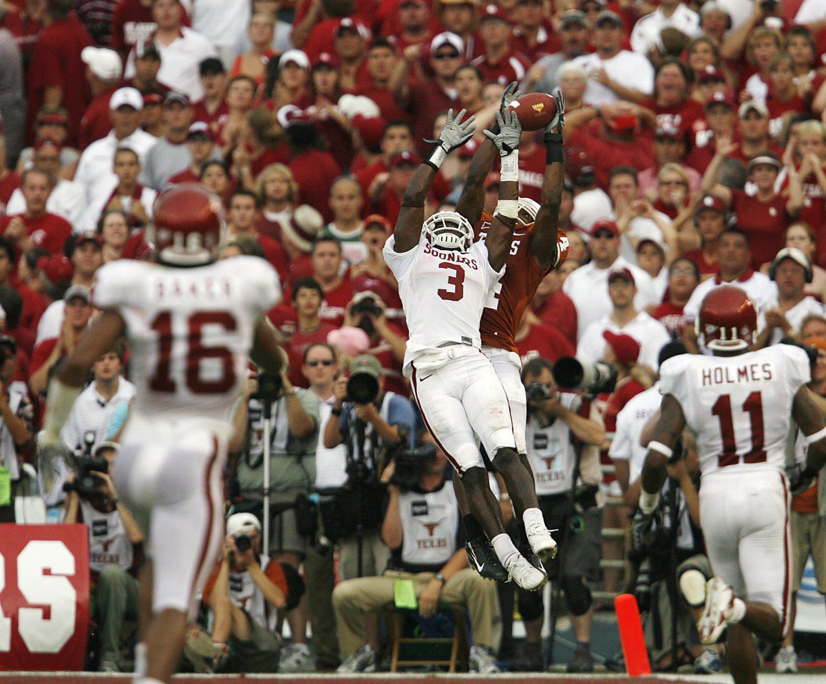Oct. 6, 2007: No. 10 Oklahoma 28, No. 19 Texas 21